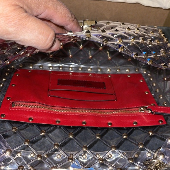 Preloved Garavani Valentino pvc rock studd hand bag pristine cond has dust bag - Picture 11 of 11